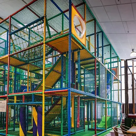 فندق Ostseehotel Midgard In 3*